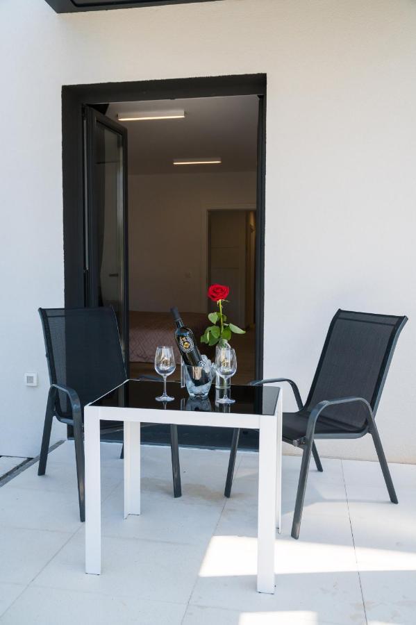 Lucky Charm Apartment Задар Екстериор снимка